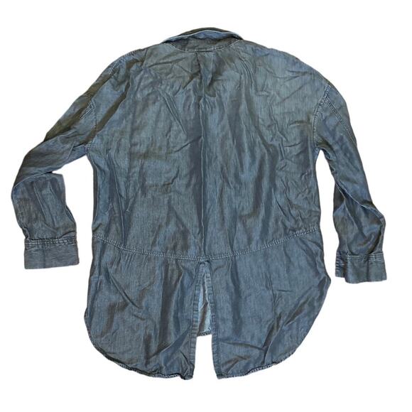 A.N.A. Shimmer Denim Look 3/4 sleeve collared size medium hi low button up used - Picture 3 of 11